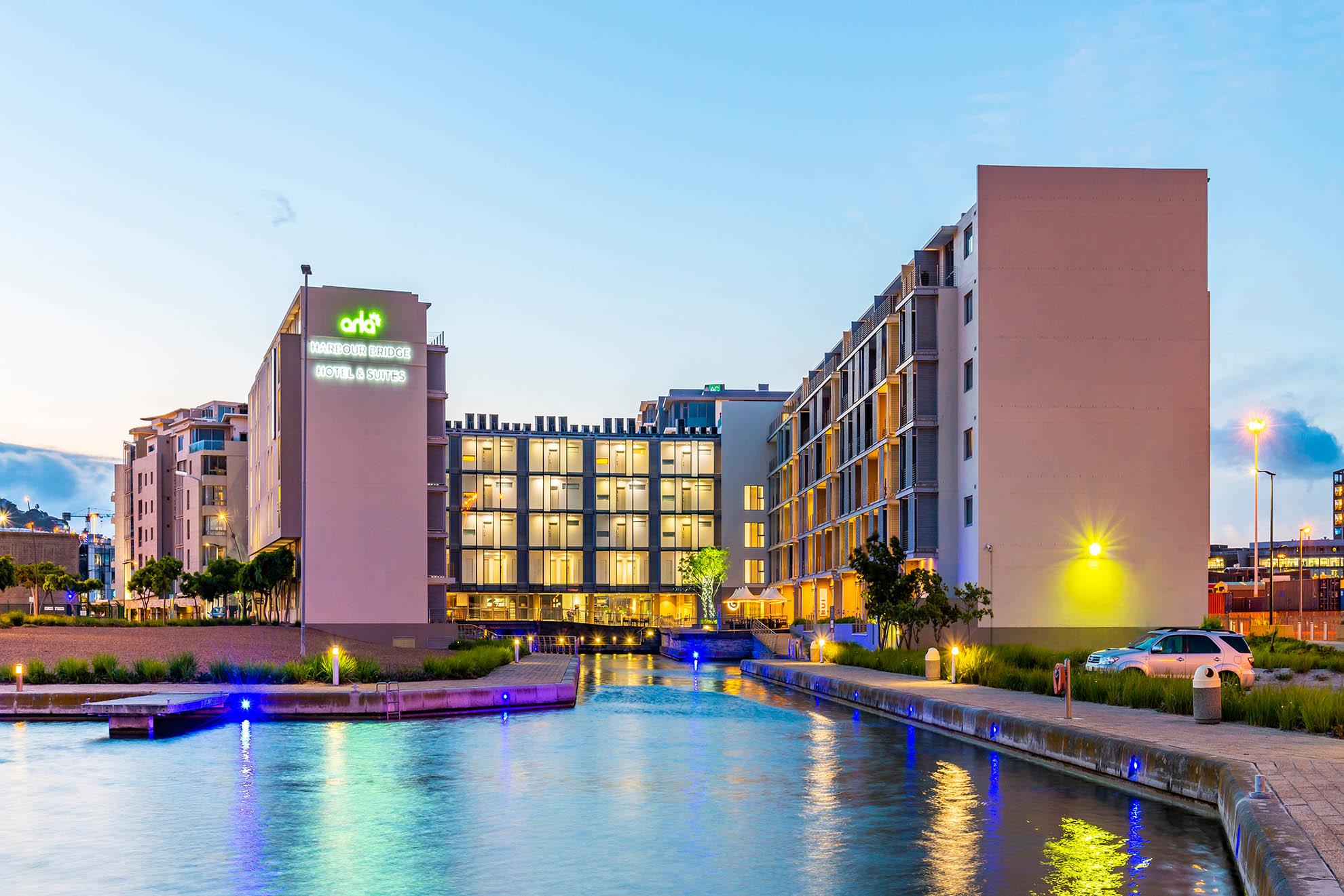 Aha Harbour Bridge & Aparthotel Cape Town